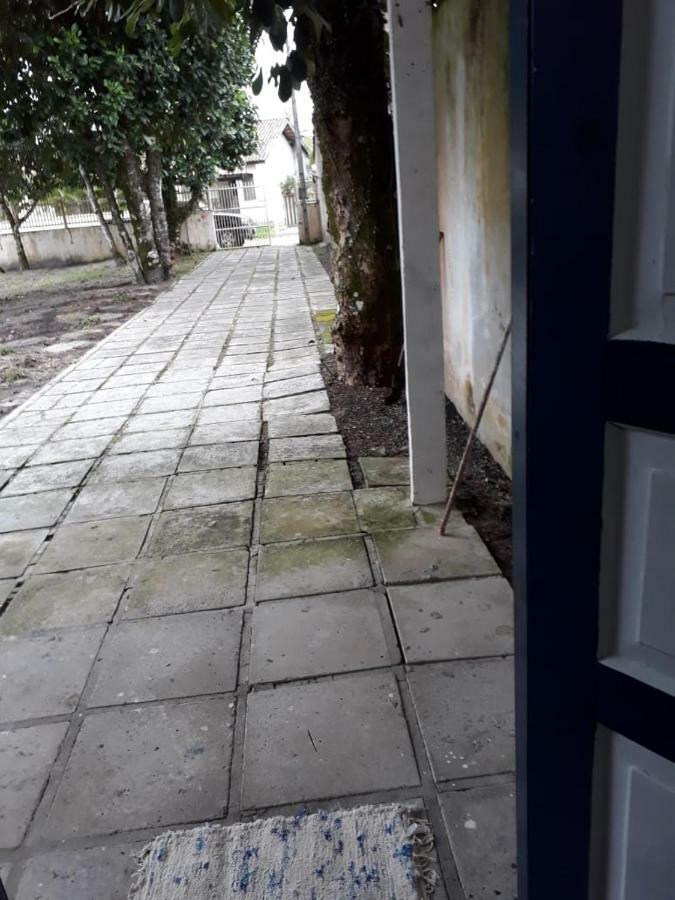 Kitnet Em Matinhos Pr Villa Buitenkant foto